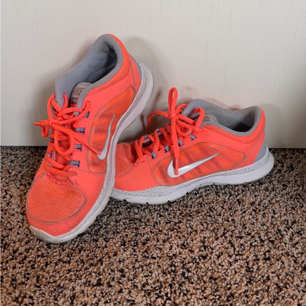 Women's Vibrant Orange Athletic Shoes